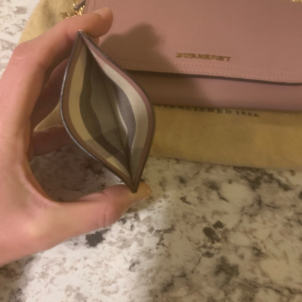Authentic Burberry Dusty Rose Kenton Wallet Set - Picture 9 of 16